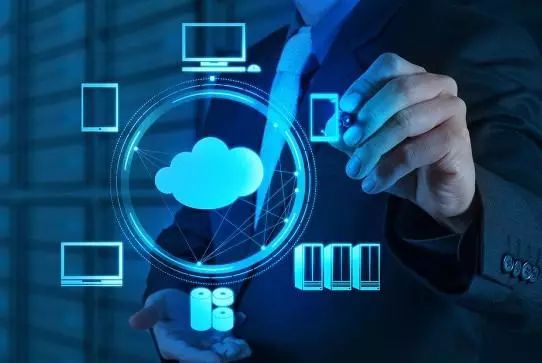 挑戰(zhàn)與機(jī)遇并存 計(jì)算機(jī)軟件技術(shù)開發(fā)——大學(xué)里既難學(xué)又高薪的專業(yè)解析